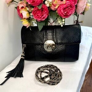 Elegant Black Metro CityTextured Snake Skin Metro City Crossbody W/ Tassel.